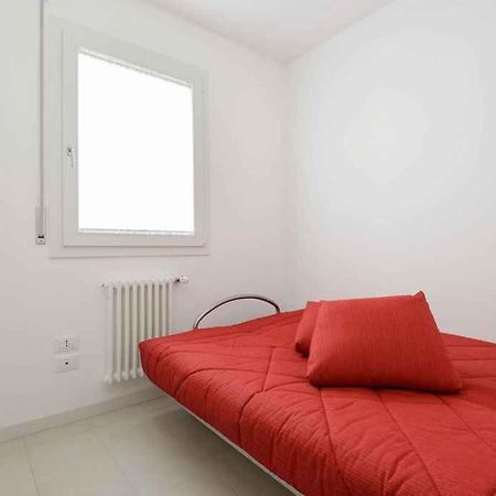 Apartment In Lignano Sabbiadoro 21782 Екстериор снимка