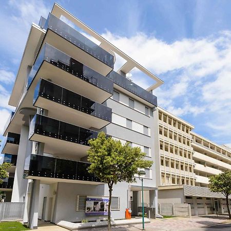 Apartment In Lignano Sabbiadoro 21782 Екстериор снимка